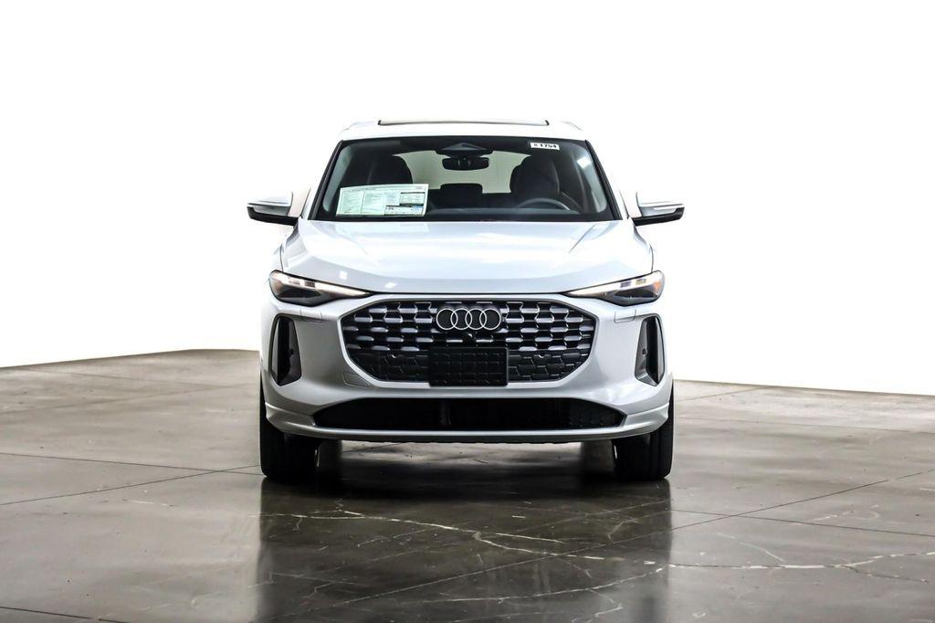 new 2025 Audi Q5 car, priced at $61,430