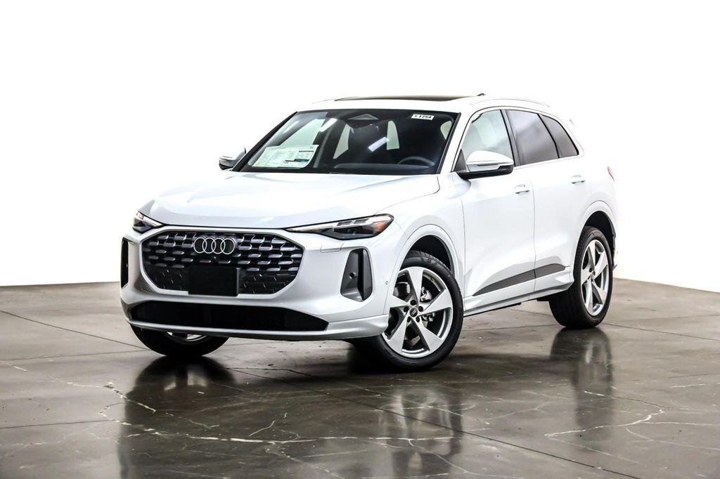 new 2025 Audi Q5 car, priced at $61,430