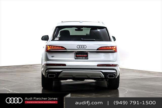 new 2025 Audi Q7 car, priced at $70,075