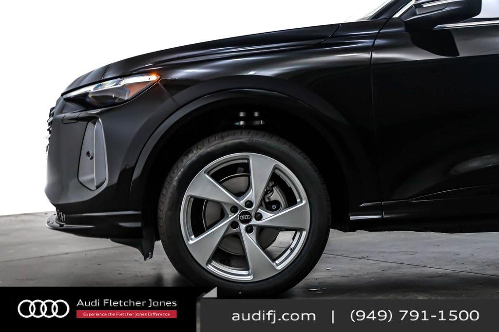 new 2025 Audi Q5 car, priced at $61,240