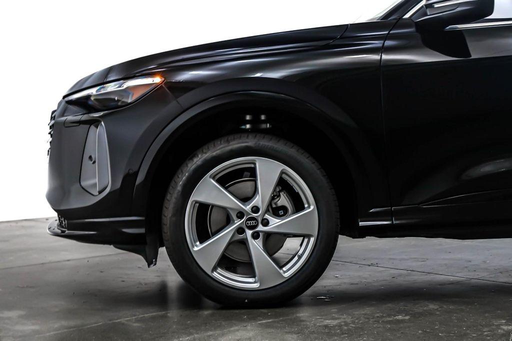 new 2025 Audi Q5 car, priced at $61,240