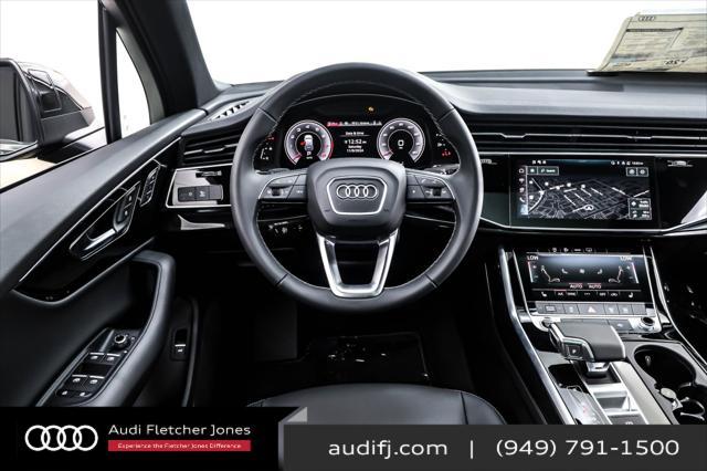 new 2025 Audi Q7 car, priced at $70,670