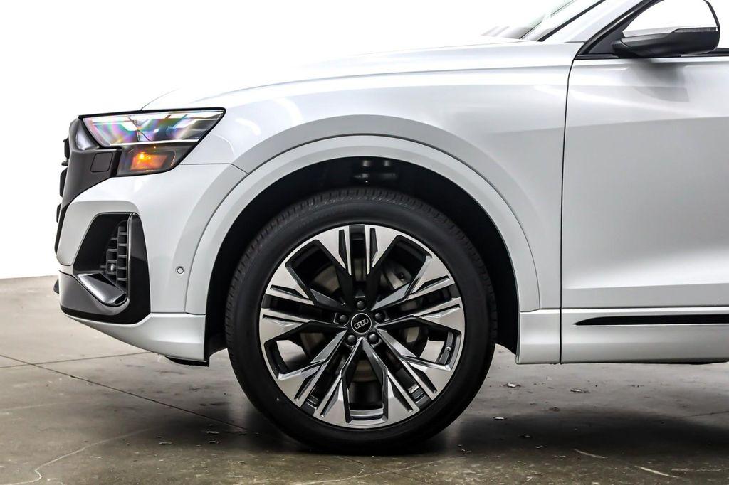 new 2025 Audi Q8 car, priced at $80,425