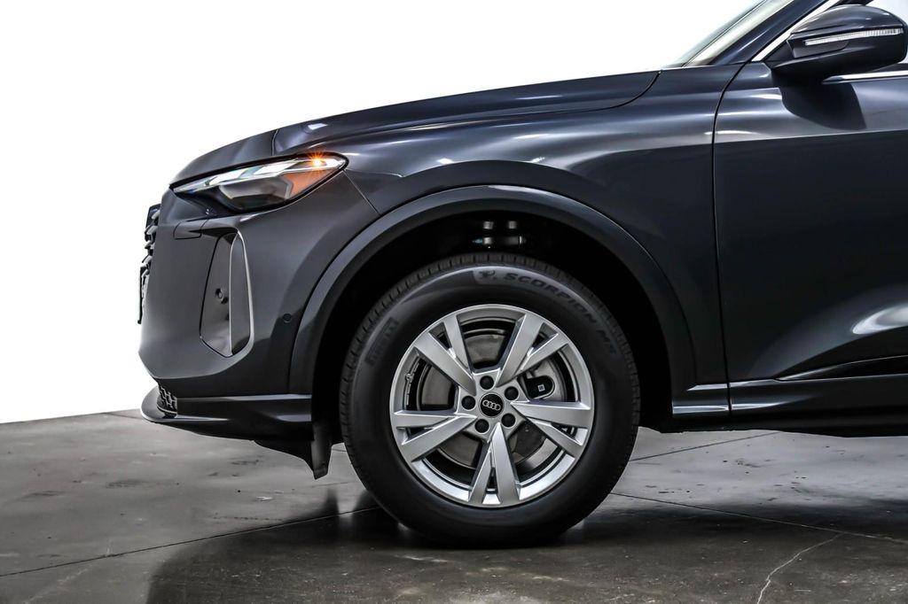 new 2025 Audi Q5 car, priced at $55,700