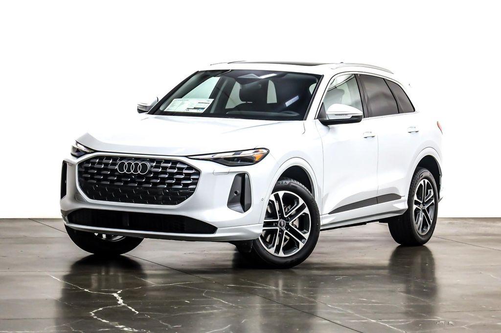 new 2025 Audi Q5 car, priced at $57,760