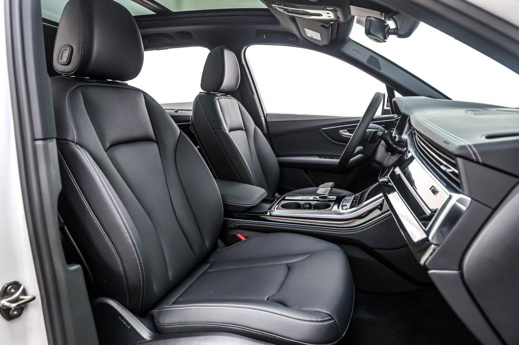 new 2025 Audi Q7 car, priced at $78,860
