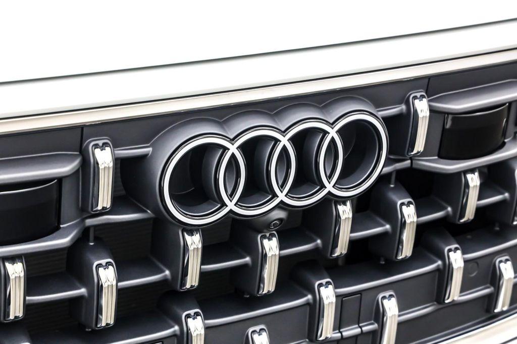 new 2025 Audi Q8 car, priced at $77,380