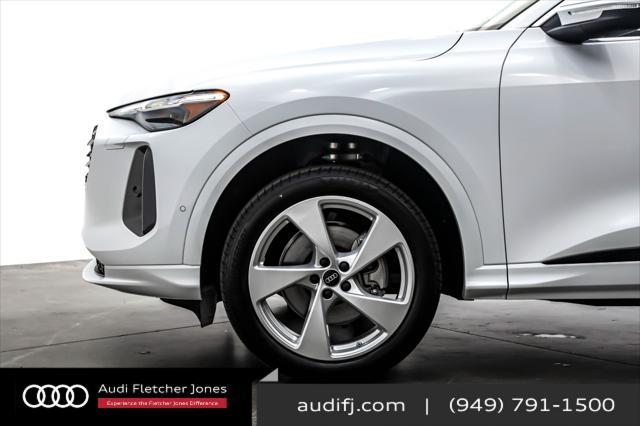 new 2025 Audi Q5 car, priced at $60,960
