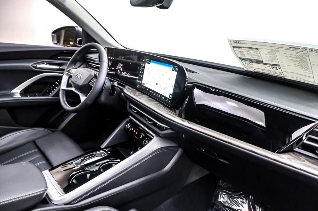 new 2025 Audi Q5 car, priced at $60,960