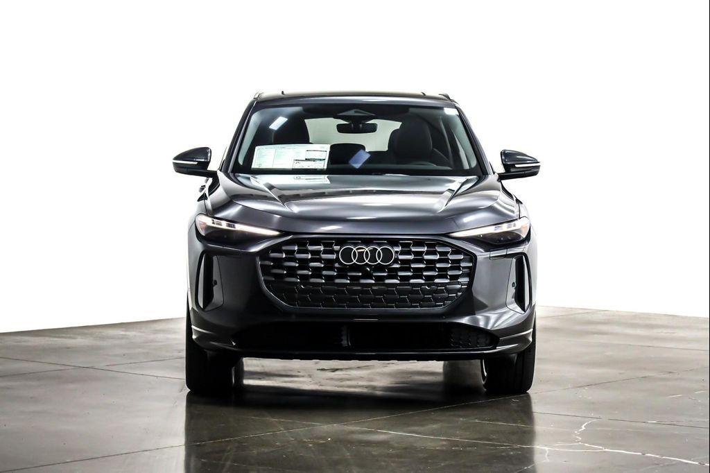 new 2025 Audi Q5 car, priced at $60,960