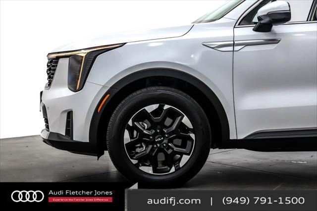 used 2024 Kia Sorento car, priced at $29,394