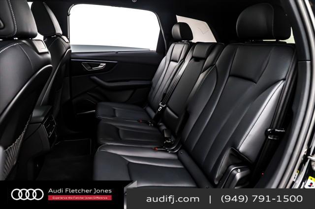 new 2025 Audi Q7 car, priced at $76,770