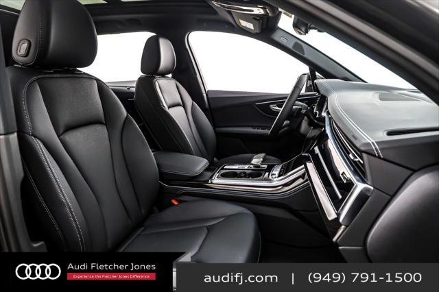 new 2025 Audi Q7 car, priced at $76,770