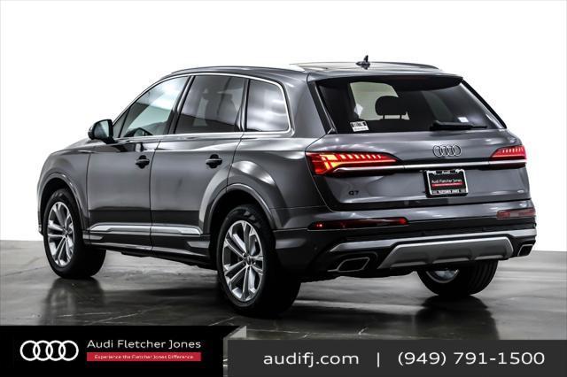 new 2025 Audi Q7 car, priced at $70,610