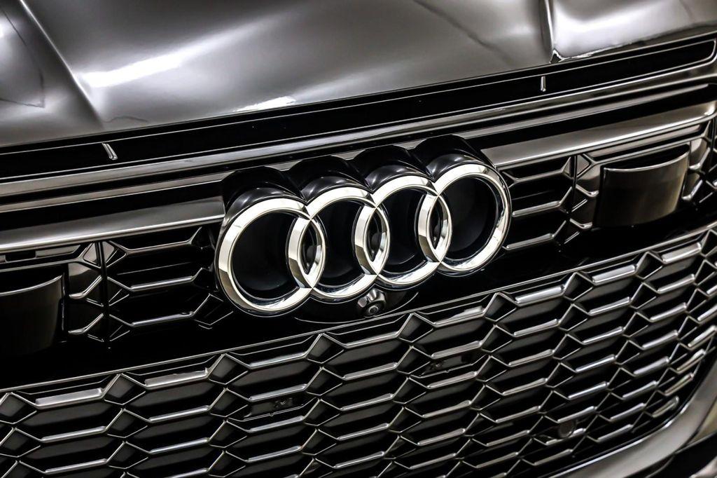 new 2025 Audi RS 6 Avant car, priced at $146,740