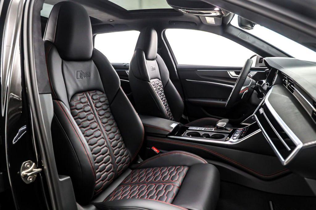 new 2025 Audi RS 6 Avant car, priced at $146,740