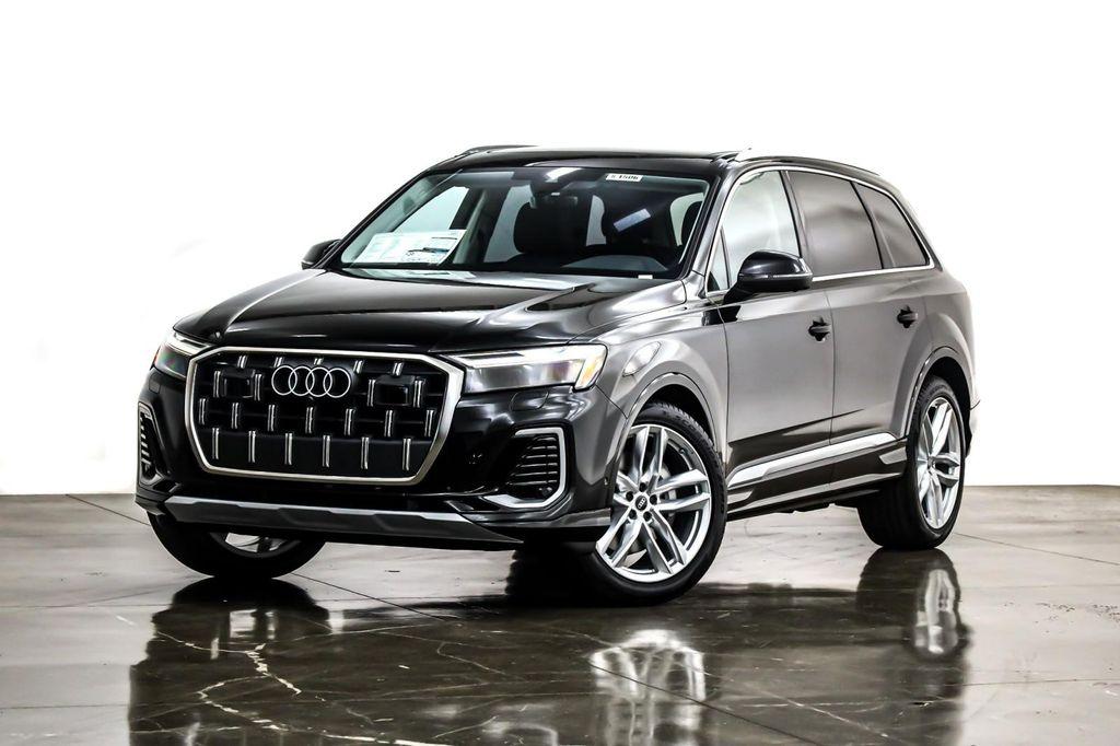 new 2025 Audi Q7 car, priced at $76,900