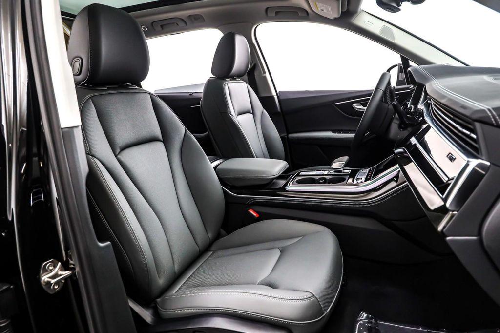 new 2025 Audi Q7 car, priced at $76,900