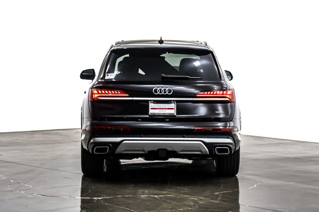new 2025 Audi Q7 car, priced at $76,900