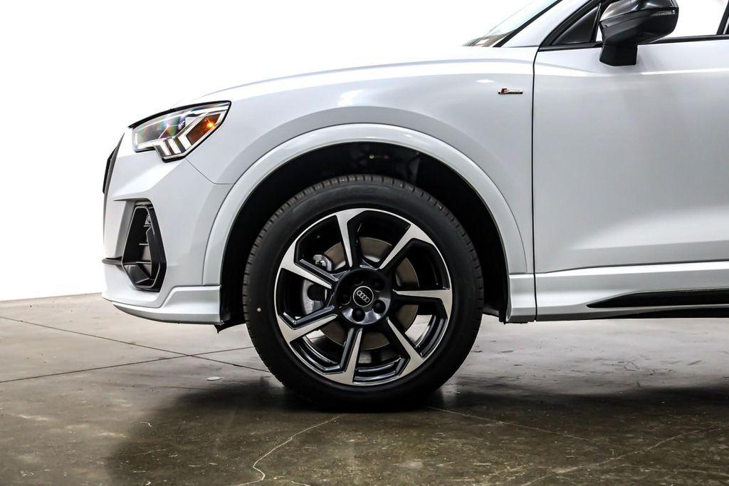 new 2025 Audi Q3 car, priced at $47,265