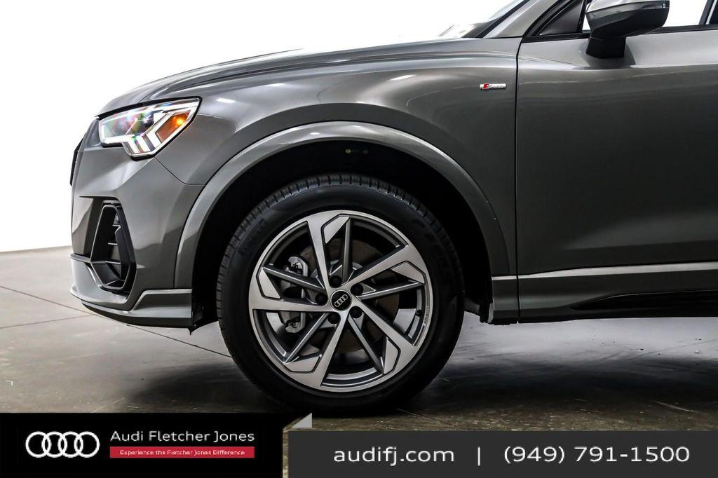 new 2025 Audi Q3 car, priced at $43,925