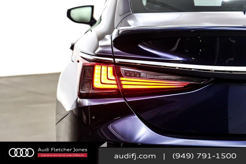 used 2022 Lexus ES 300h car, priced at $37,394