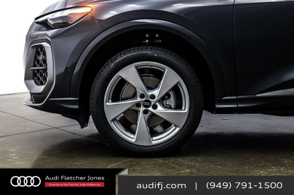 new 2025 Audi Q5 Sportback car, priced at $63,665