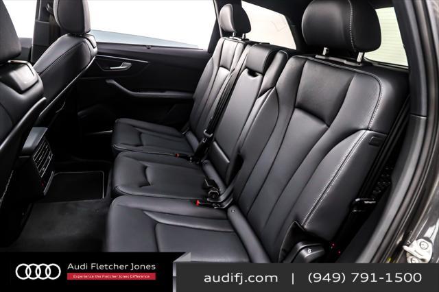 new 2025 Audi Q7 car, priced at $76,170