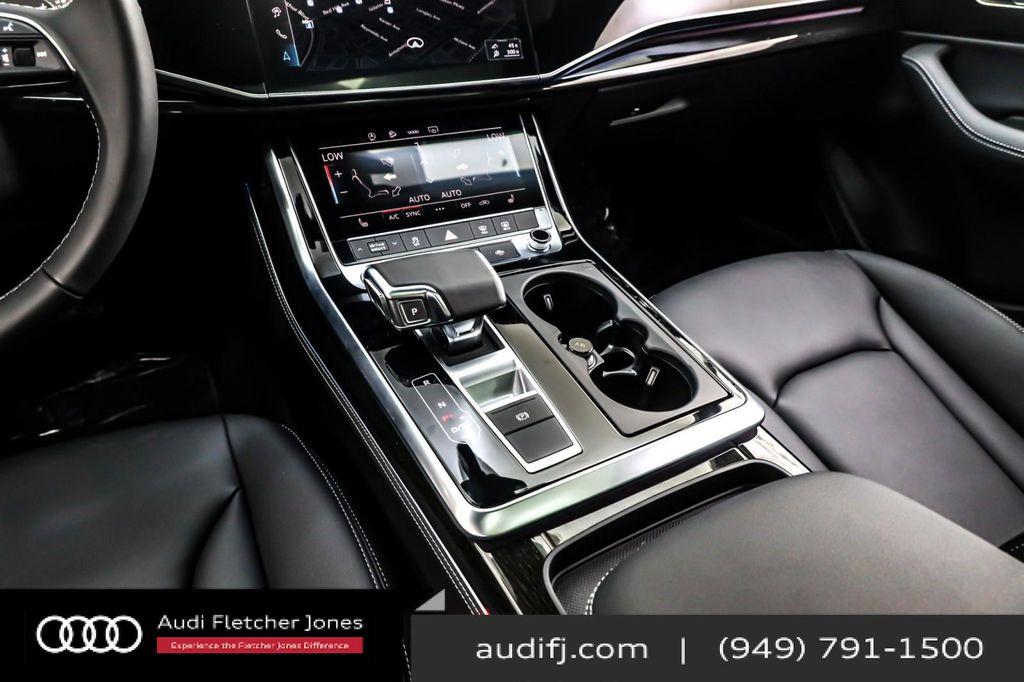 new 2025 Audi Q7 car, priced at $73,260