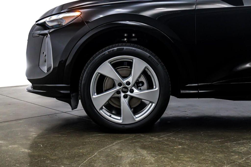 new 2025 Audi Q5 car, priced at $61,890