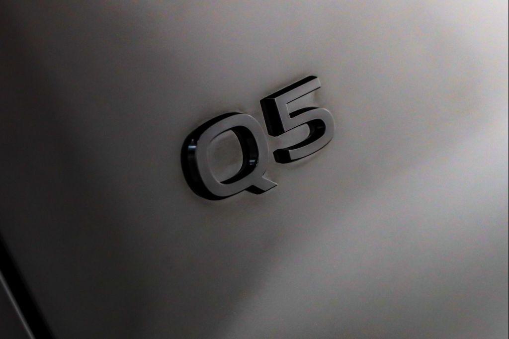 new 2025 Audi Q5 car, priced at $61,890