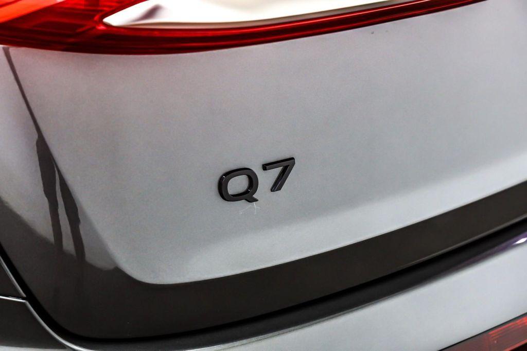 new 2025 Audi Q7 car, priced at $76,260