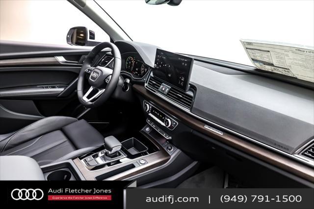 new 2025 Audi Q5 car, priced at $67,935