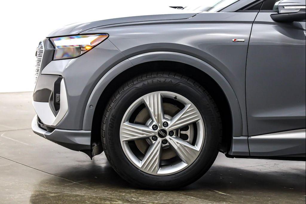 new 2026 Audi Q4 e-tron car, priced at $62,095