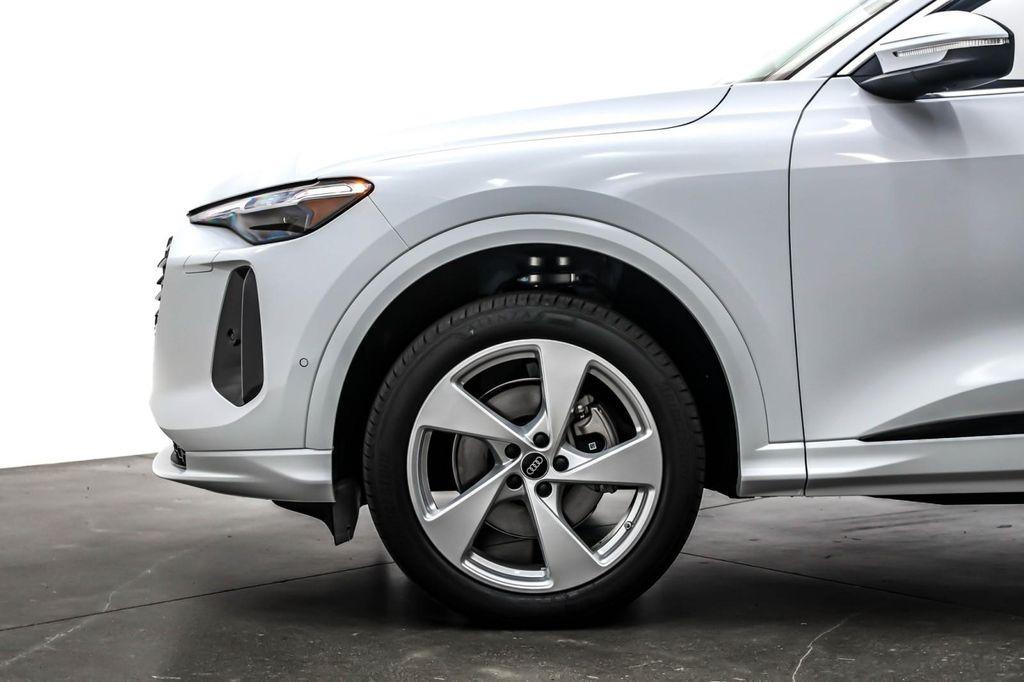 new 2025 Audi Q5 car, priced at $60,290