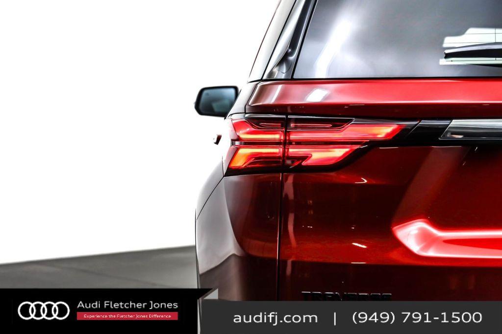 used 2023 Chevrolet Traverse car, priced at $34,893