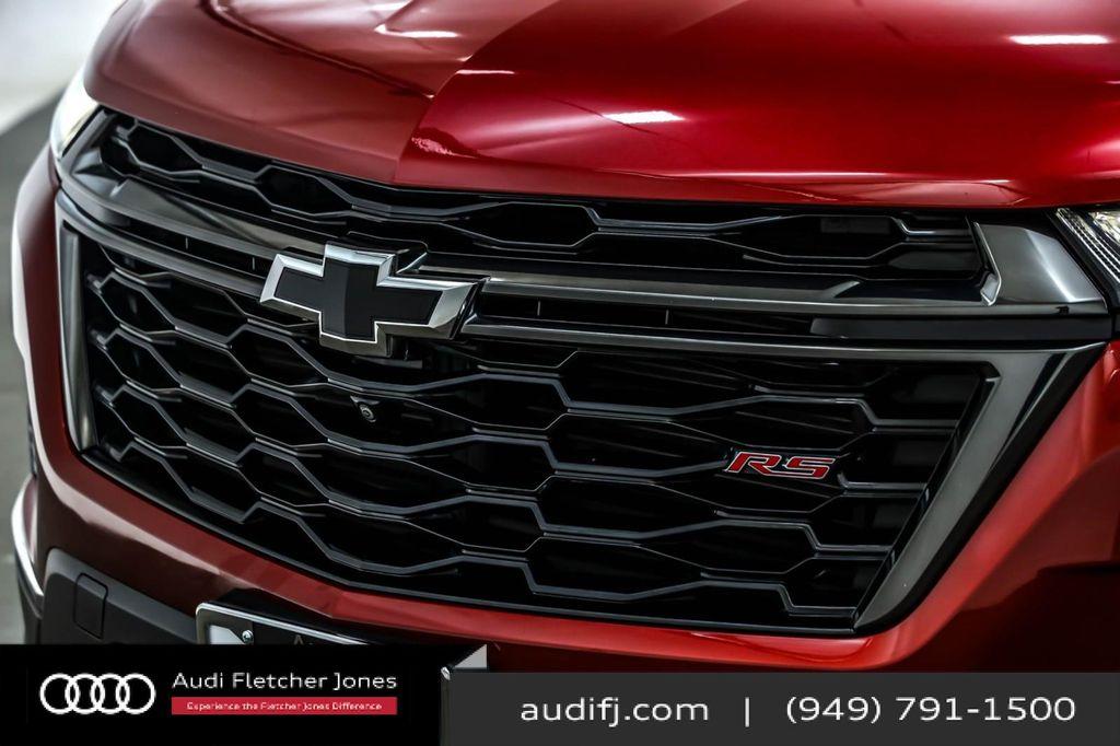 used 2023 Chevrolet Traverse car, priced at $34,893