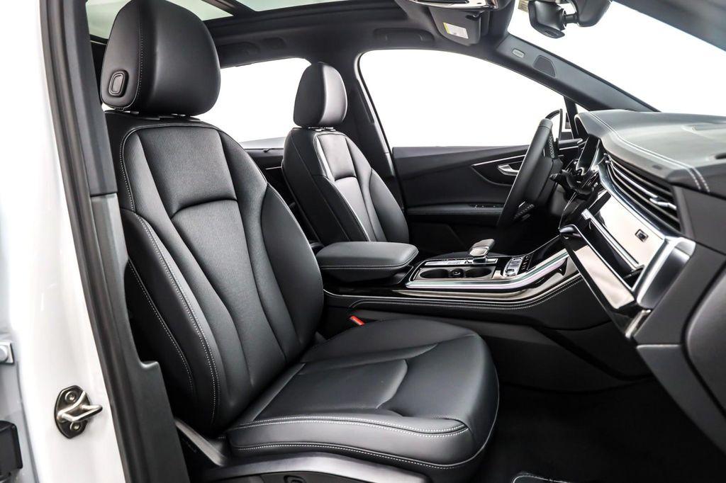 new 2025 Audi Q7 car, priced at $76,900