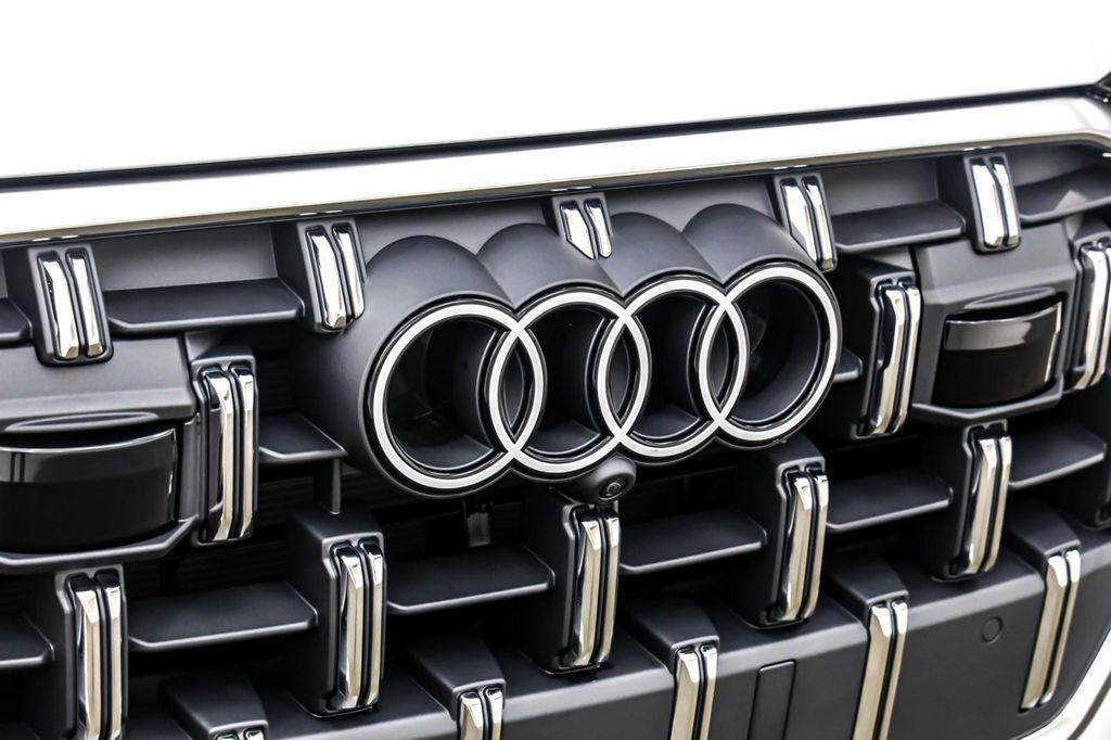 new 2025 Audi Q7 car, priced at $76,900