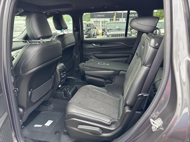 new 2025 Jeep Grand Cherokee L car, priced at $46,217