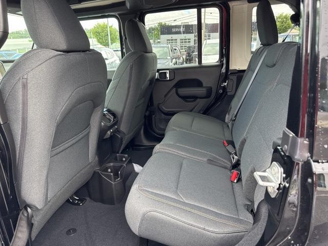 new 2025 Jeep Wrangler car, priced at $52,285