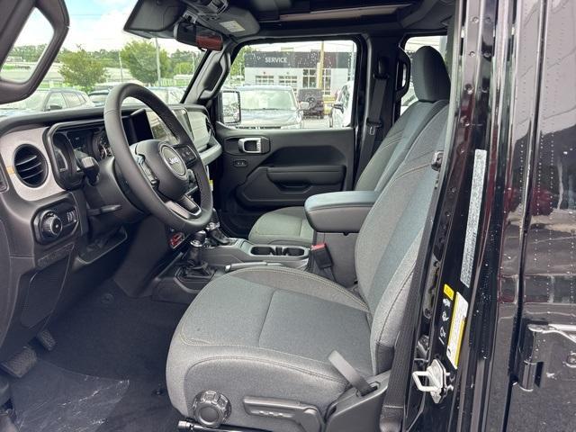 new 2025 Jeep Wrangler car, priced at $52,285