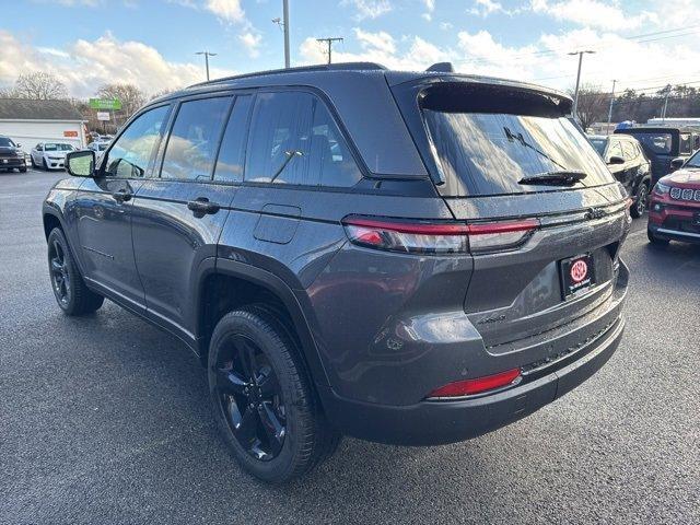 new 2025 Jeep Grand Cherokee car, priced at $50,035