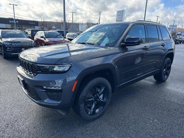 new 2025 Jeep Grand Cherokee car, priced at $50,035