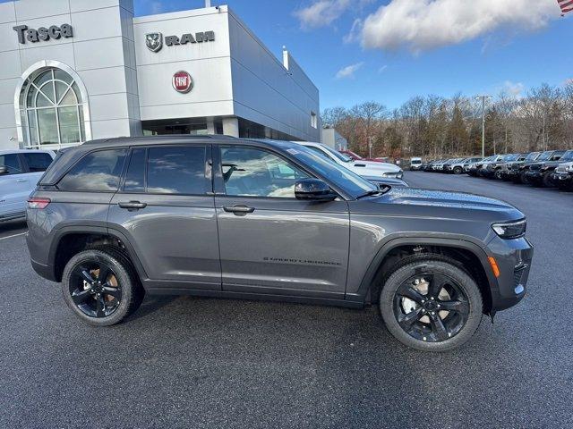 new 2025 Jeep Grand Cherokee car, priced at $50,035