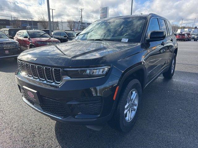 new 2025 Jeep Grand Cherokee car, priced at $39,920