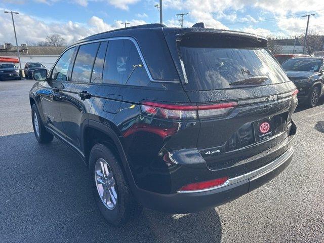 new 2025 Jeep Grand Cherokee car, priced at $39,920