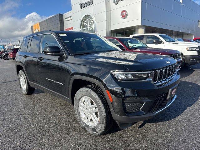 new 2025 Jeep Grand Cherokee car, priced at $39,920