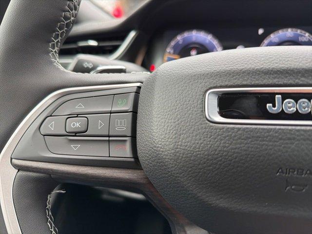 new 2025 Jeep Grand Cherokee car, priced at $46,844