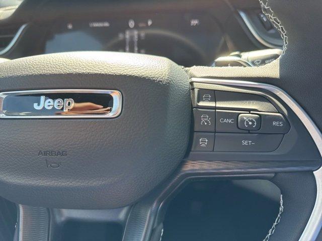 new 2025 Jeep Grand Cherokee car, priced at $43,110